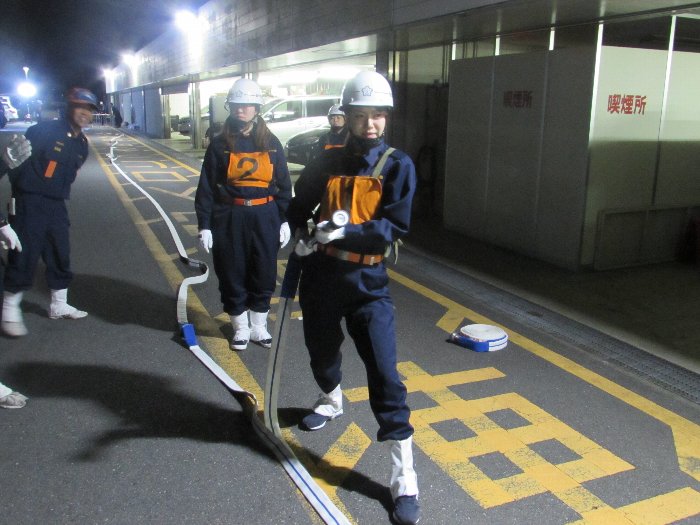軽可搬ポンプ操法の訓練