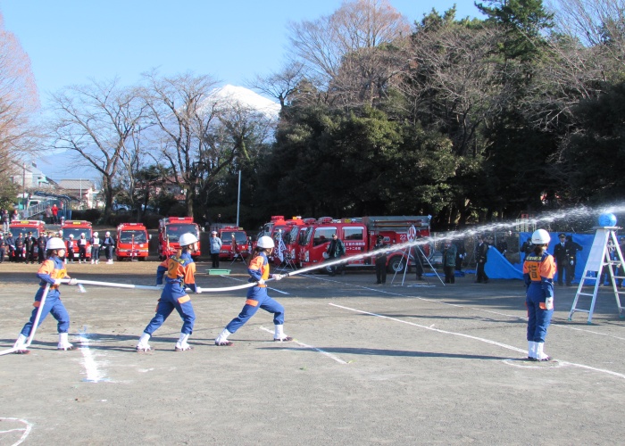 出初式での訓練展示