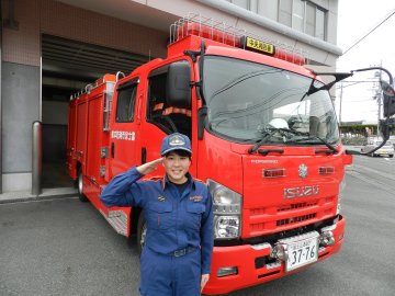 伊藤花帆消防士