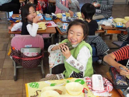 おむすび給食大宮小