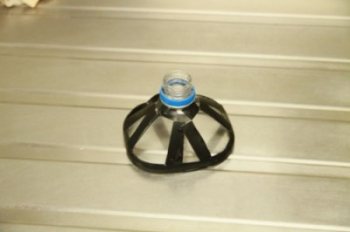 ペットボトルを使用した水切り道具