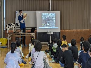 学校給食牛乳講座講義の様子