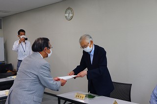 委嘱状交付