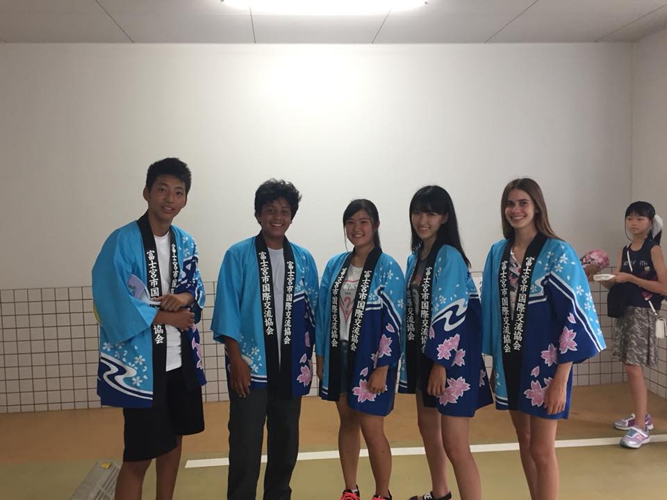 宮踊り